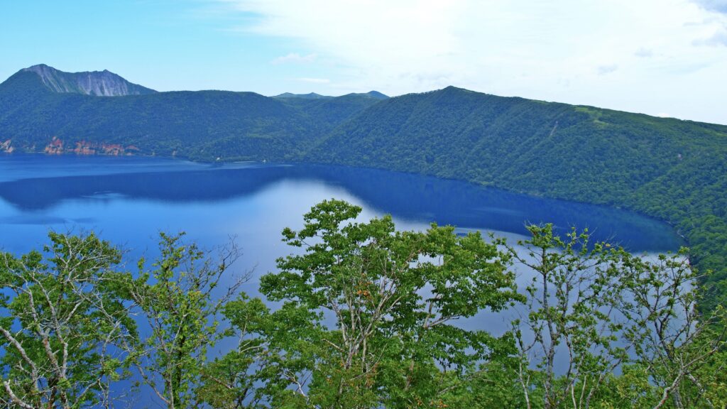 カルデラ湖の風景