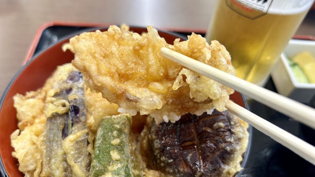 印旛沼漁協 水産センターのナマズ天丼