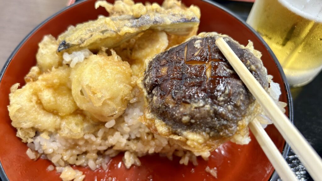 印旛沼漁協 水産センターのナマズ天丼