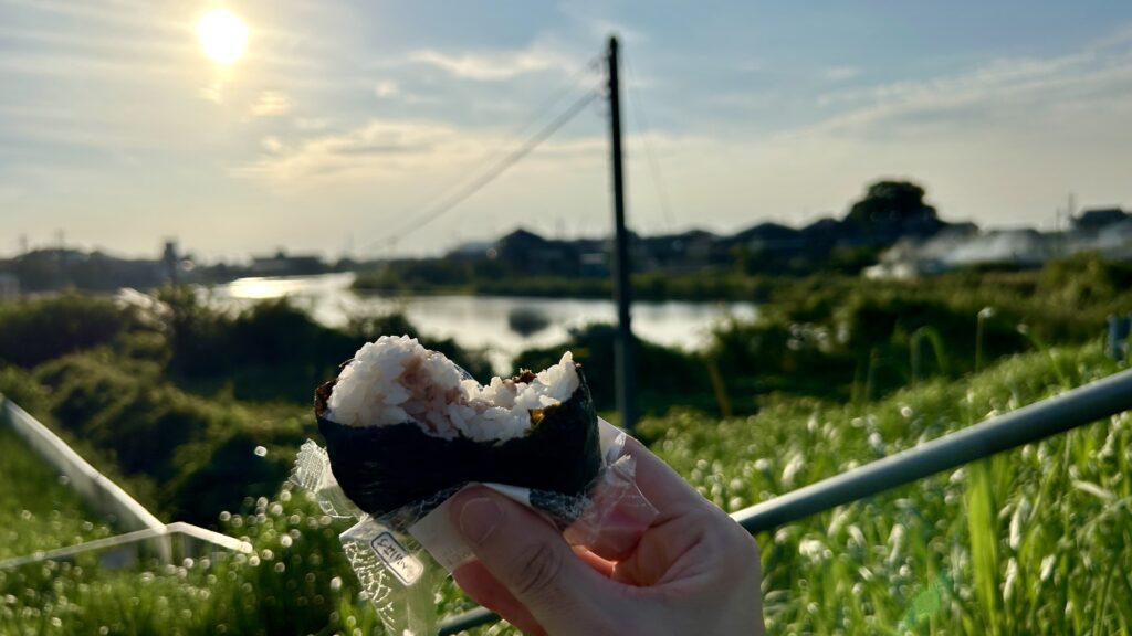 徒歩の場合はコンビニでランチ