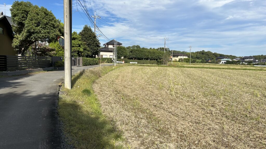 小目沼橋の西岸-平沼地区