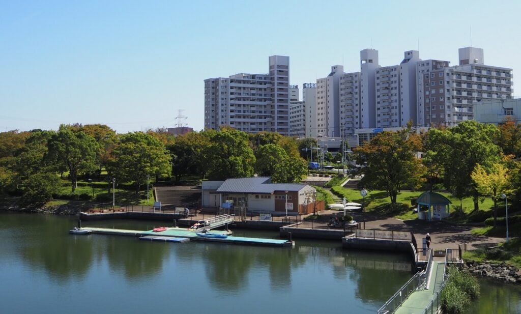 新左近川親水公園旧東ボート乗り場