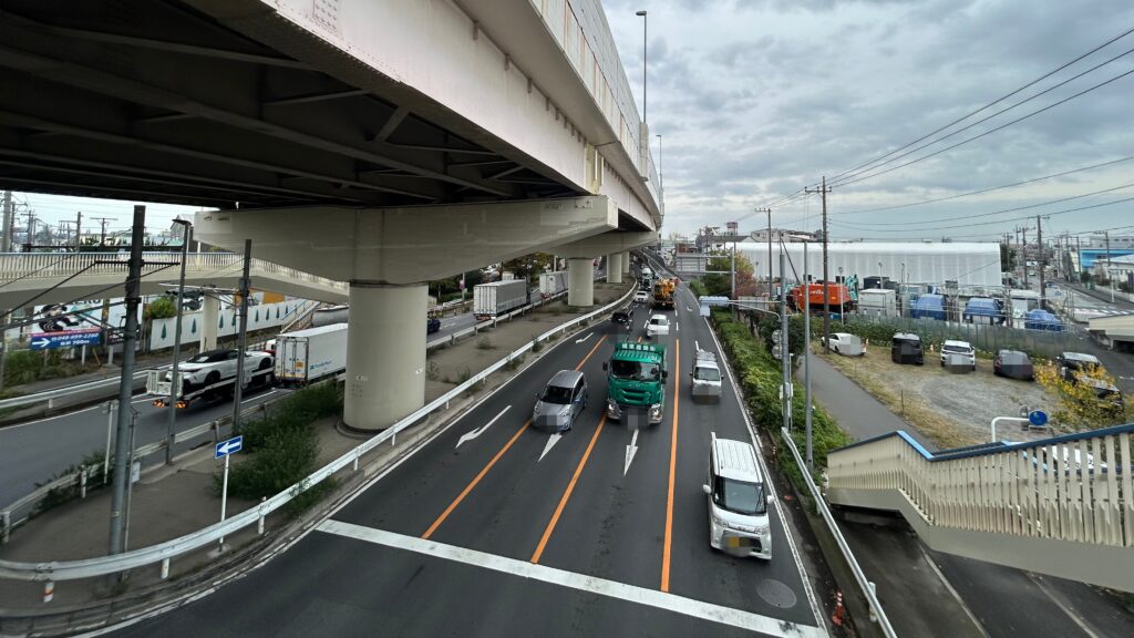 首都高三郷線、常磐道、外環道などの主要道路へのアクセスが非常に八潮市