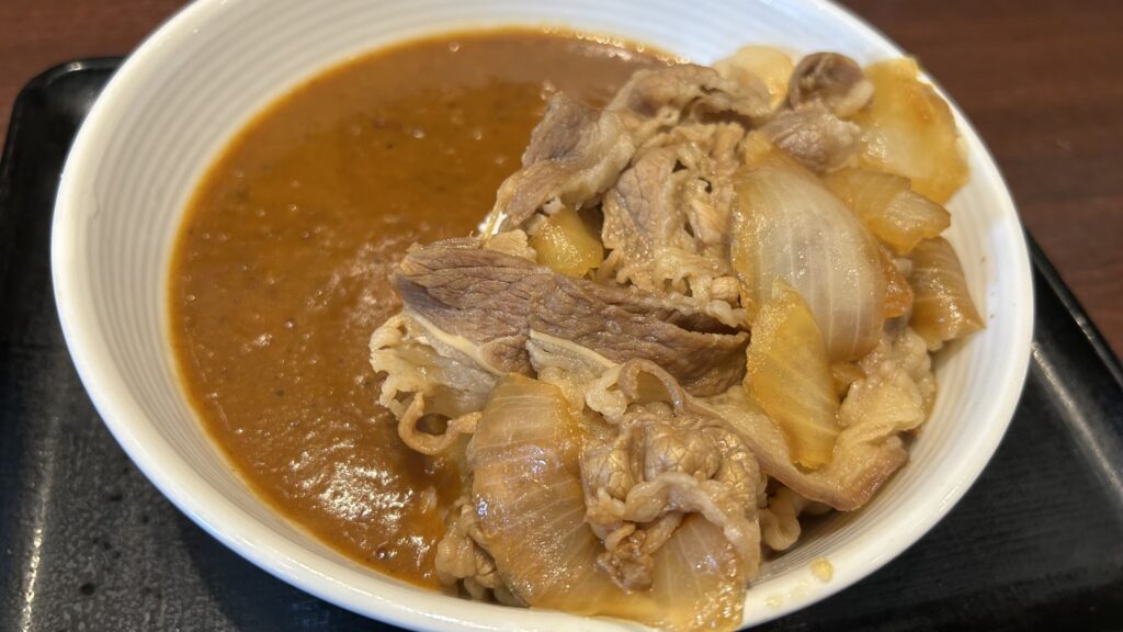 肉だく牛魯珈カレー